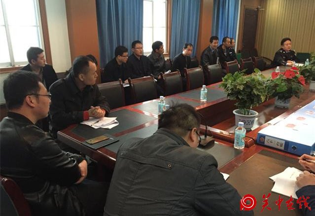 蒲城县委组织部党建观摩巡诊团到重泉路派出所党支部检查指导工作