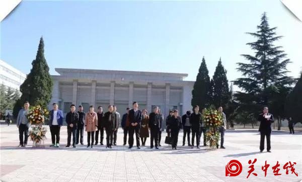 澄城县政协开展清明节祭扫烈士墓活动