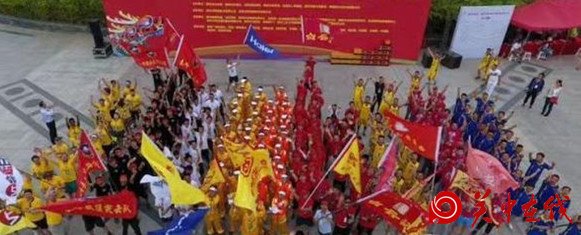 小长假425万游客畅游美丽西安 旅游吸金15亿