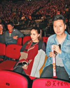 周杰伦演唱会改编张学友名曲 昆凌现身力挺