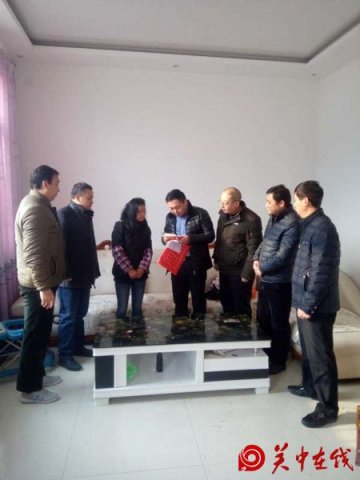 陕西渭南：华州区河道管理站党支部深入包联村实地调研实施精准扶贫