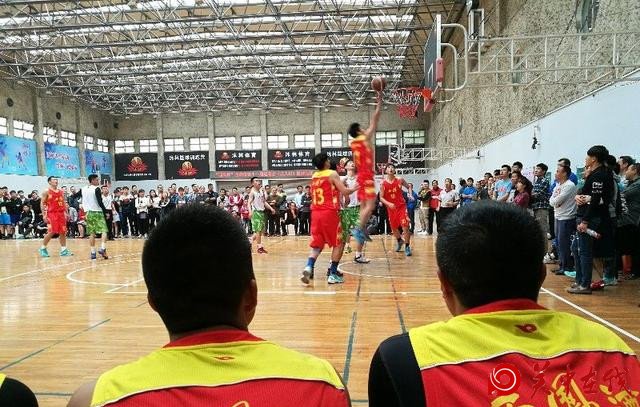 宝鸡第十一届运动会篮球赛闭幕 西凤集团代表队夺冠