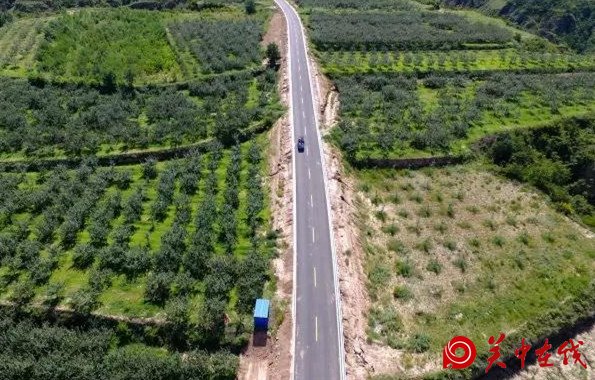西安周边有一条最美公路，沿路有50处景点太美了，你知道在哪吗