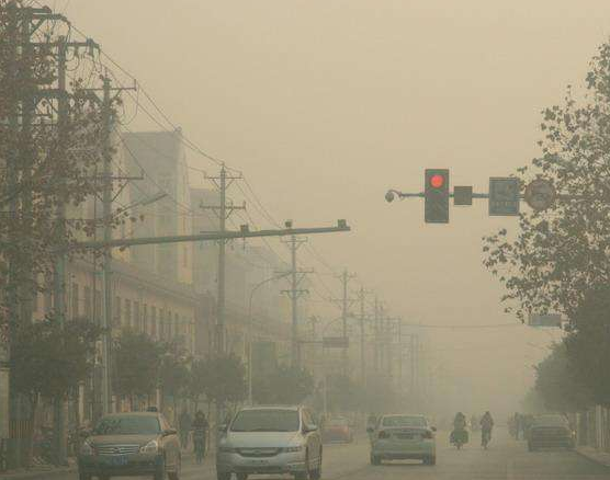 【关中在线】一刮风空气质量就爆表 渭南今天极