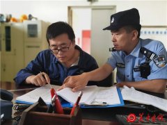 榆林神木铁警扎实开展“平安站车路 金盾护你行”活动