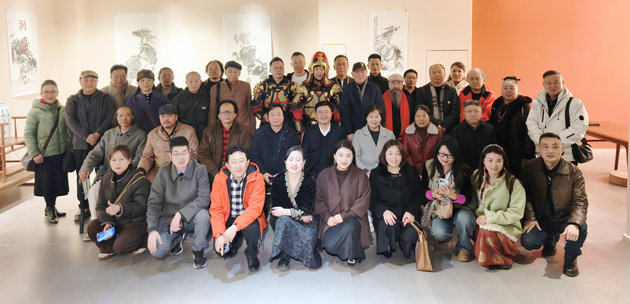 长安瓷缘：百位书画家广仁寺下“点瓷成金”，官窑之火首次照进寻