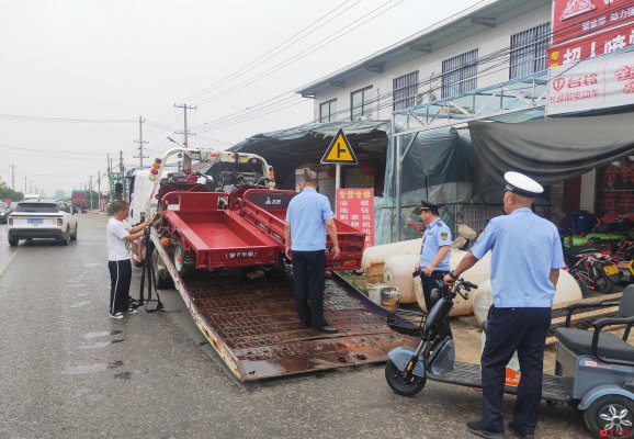 大荔公安交警联合交通运输、市场监督、工信部门开展打击“非法改装、销售”专项治理工作